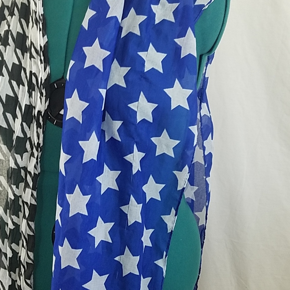 Scarves - Picture 3 of 4